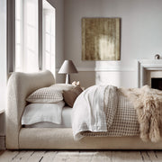 Diana  Bed